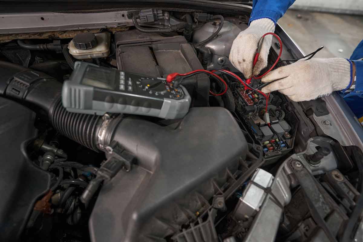 Elektronische storingen oplossen – Diagnose en reparatie | AutoFix Garage Oosterhout